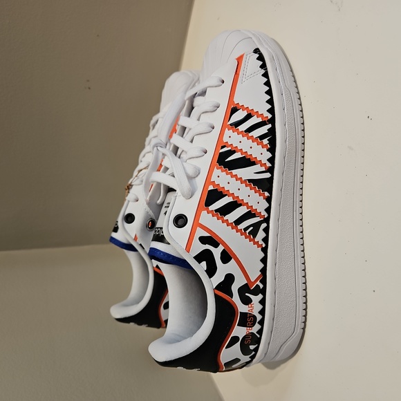 Adidas Superstar OT Tech- Animal Print, Size 8. - Picture 2 of 7